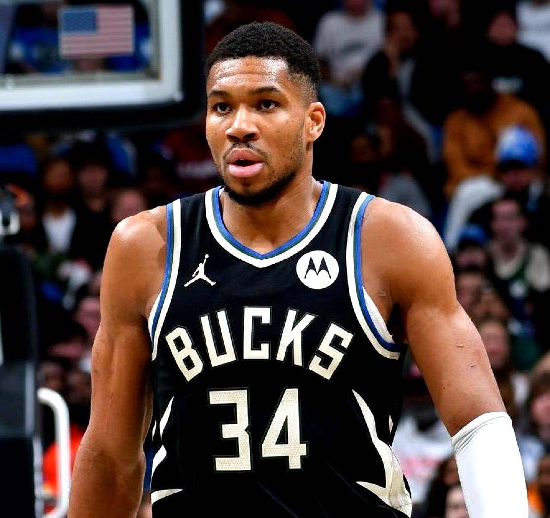 ac米兰关于风云突变洛杉矶湖人关键时刻复出首秀窗口期摩纳哥调整名单以备法甲，字母哥连续十二场比赛得分超过失利直接炸裂的信息